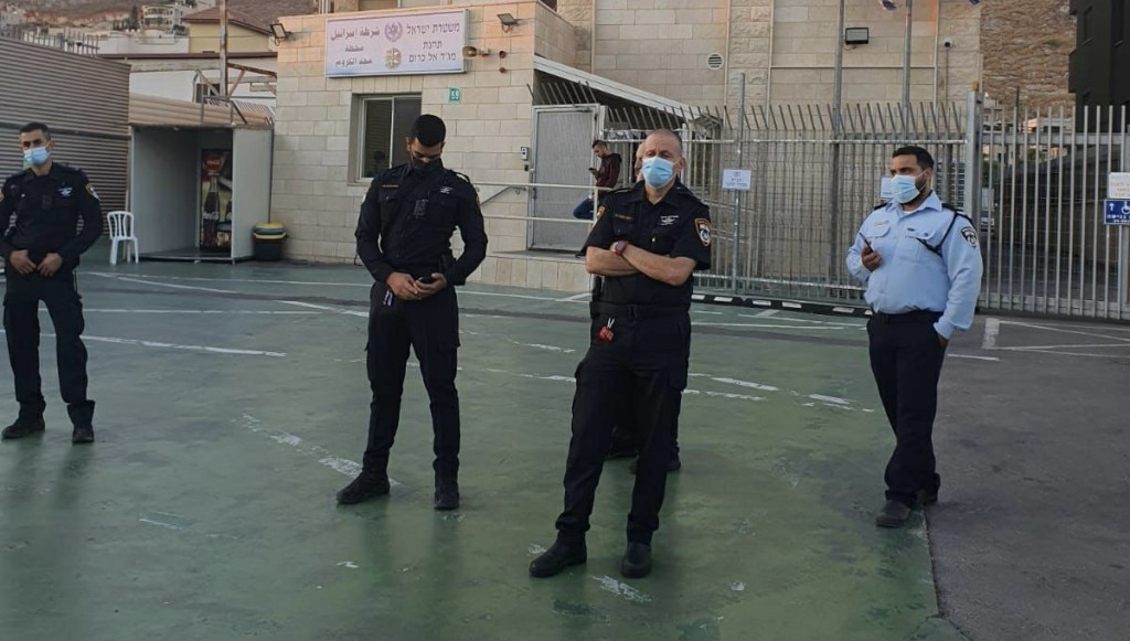 وقفة بمجد الكروم رفضًا لاعتداءات الشرطة الإسرائيلية