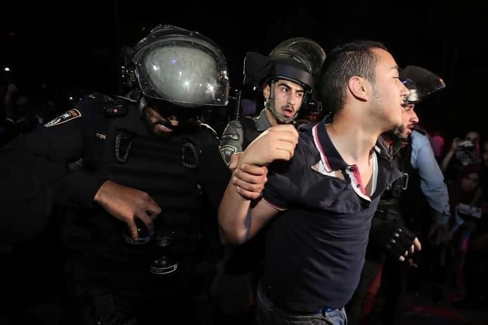 خلال ساعات.. الشرطة "الإسرائيلية" تعتقل 41 فلسطينيًا في أراضي الـ48