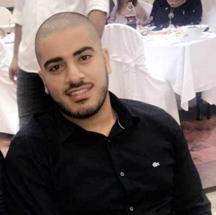 شهر وهو يبحث عن نجله وحين وجده منعته سلطات "إسرائيل" من محادثته