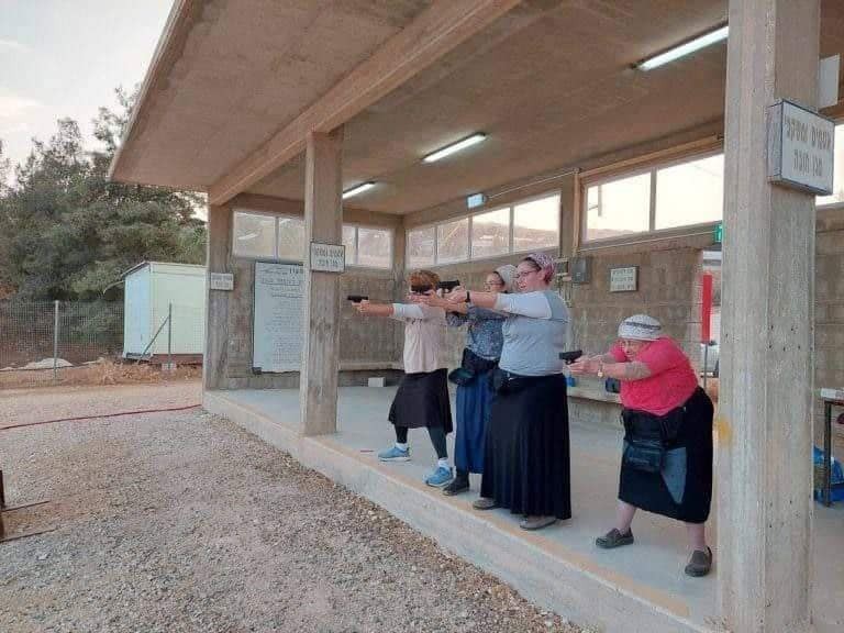 مسدّس أيالا هو المشهد المتجدد للصهيونية