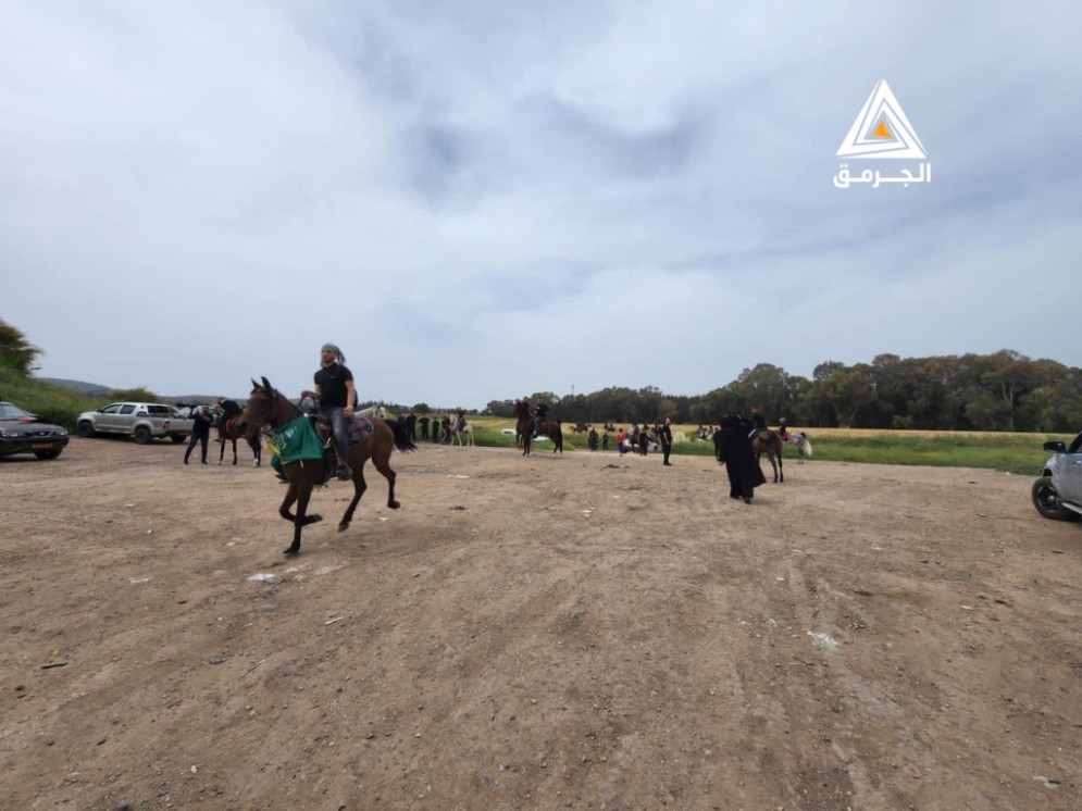 عشرات الشبان يشاركون في مسيرة خيول للجون المهجرة لإحياء ذكرى يوم الأرض