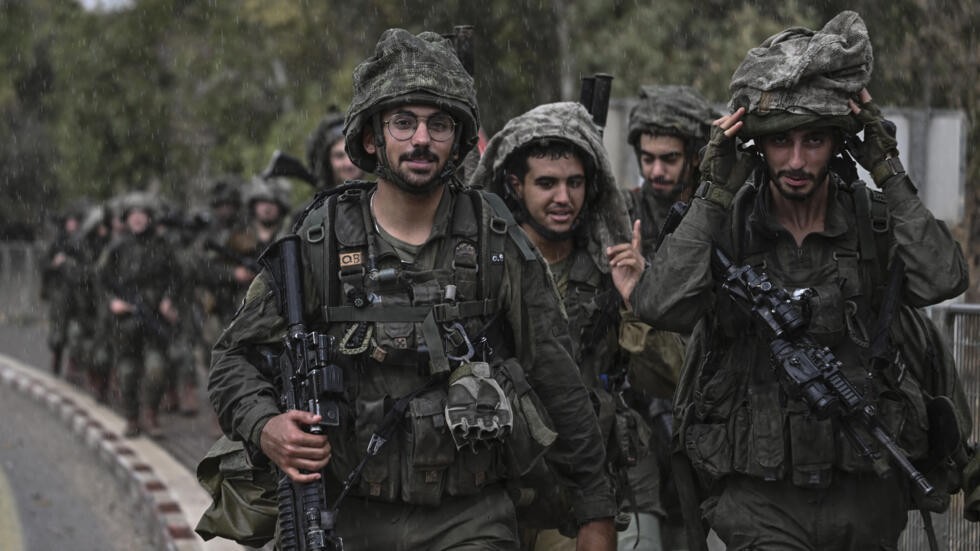 الجيش الإسرائيلي يهدد جنودًا بالاحتياط فما القصة؟