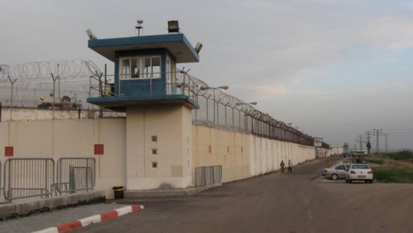 ارتقاء أسير فلسطيني من النقب بعد تدهور حالته في سجن "إيشل"