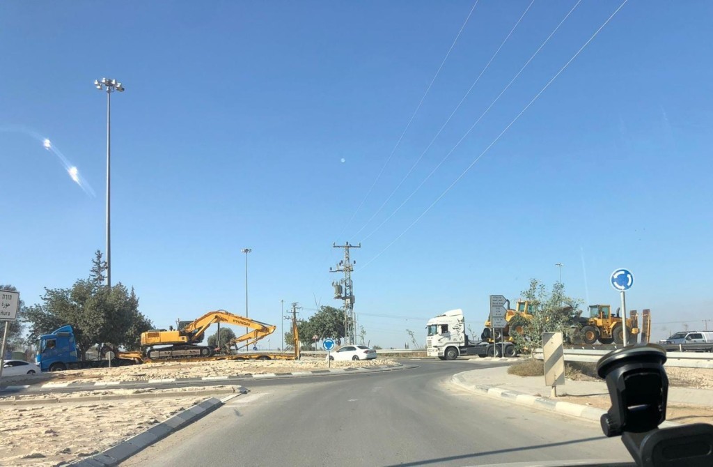 الجرافات الإسرائيلية تهدم بقايا منزل في حورة بحجة البناء غير المرخص