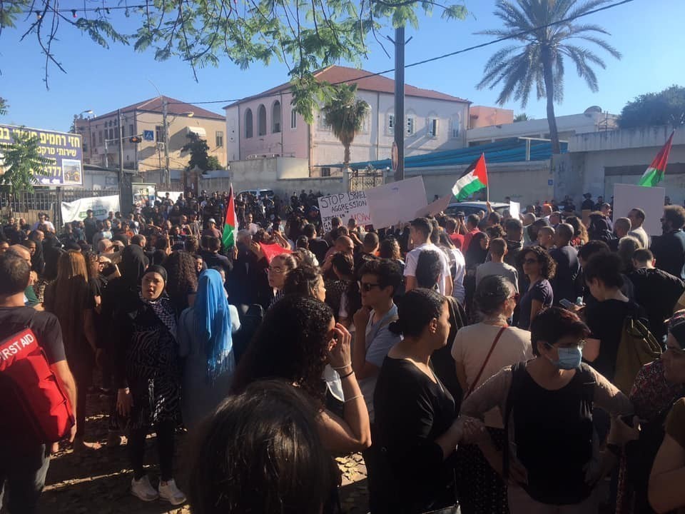 آلاف الفلسطينيين يتظاهرون في مدن وقرى 48