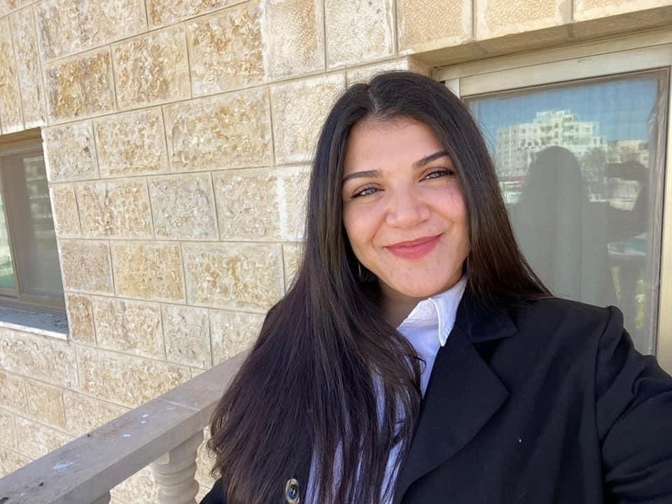 القوات "الإسرائيلية" تعتقل الطالبة أصالة منير وشبان من مجد الكروم