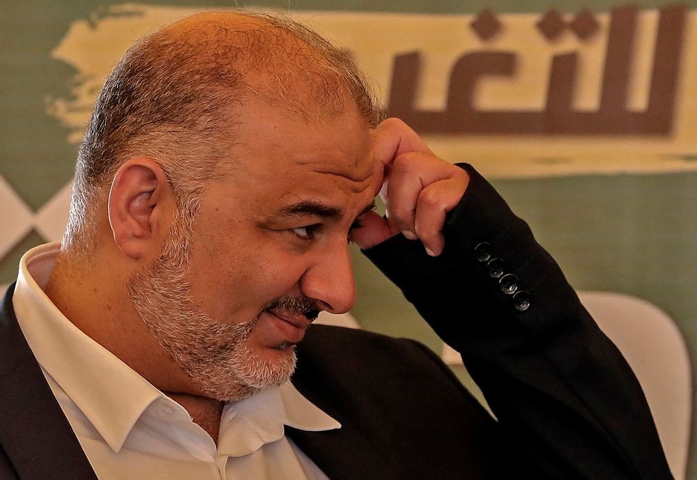 هذا ما اتفق عليه منصور عباس مع "الزعماء الإسرائيليين"