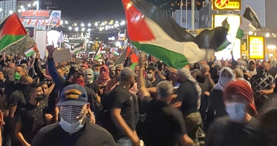 بعد إفراغها مخزون أسلحتها خلال 4 أيام..الشرطة الإسرائيلية تشتري الأسلحة بملايين الشواقل