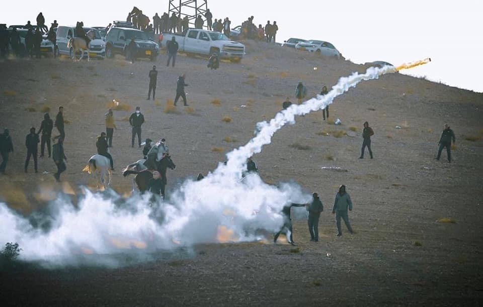 هآرتس: مَن تظاهروا في النقب هم أبناء أمهات فلسطينيات