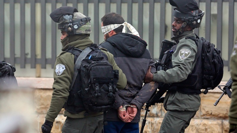 اتهام 3 فلسطينيين من الشمال بالتخابر مع حماس في الخارج