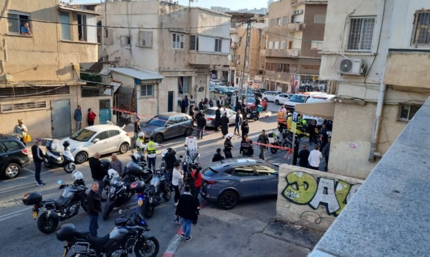 مقتل شاب في حيفا بجريمة إطلاق نار