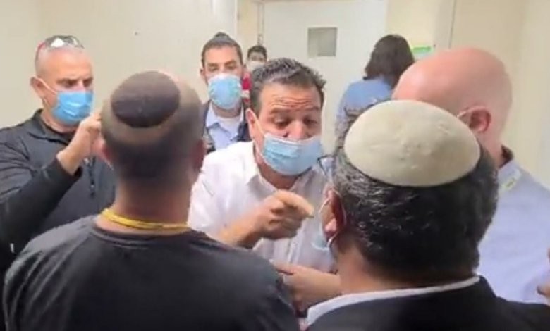 الشرطة الإسرائيلية تُحقق مع النائب عودة بحجة الاعتداء على بن غفير في أكتوبر الماضي