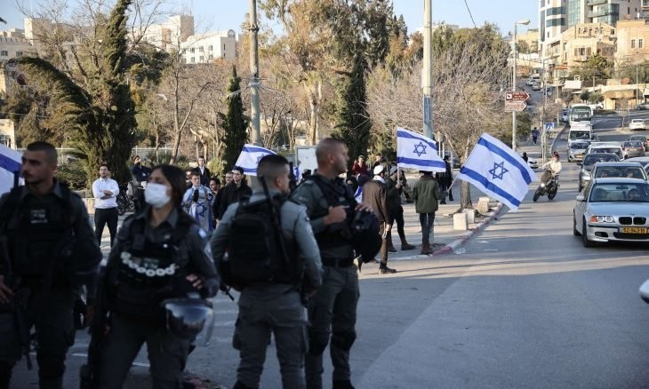 بلدية القدس تنصب خمس كاميرات جديدة في حي الشيخ جراح