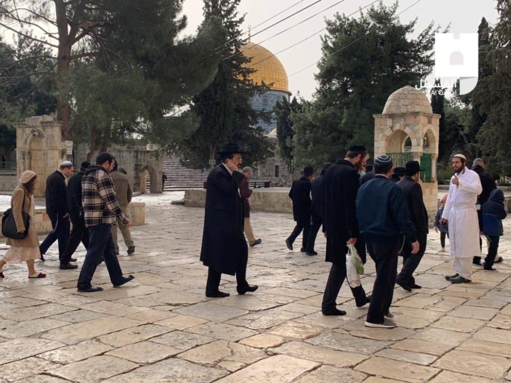 بالتزامن مع "عيد المساخر"..مستوطنون يقتحمون المسجد الأقصى ودعوات للتصدي