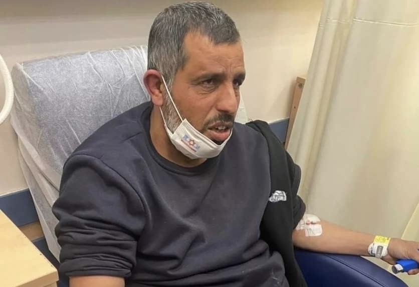 حاولوا حرقه بداخل المركبة.. 4 يهود يعتدون على سائق حافلة برهط