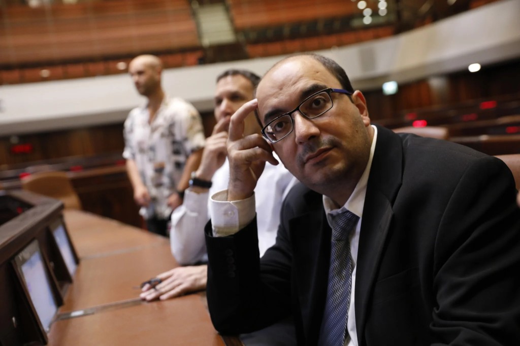 سامي أبو شحادة: "ندعو أبناءنا أن لا يتجندوا بقوات الاحتلال وهذا هو موقف الحركة الوطنية تاريخيًا"
