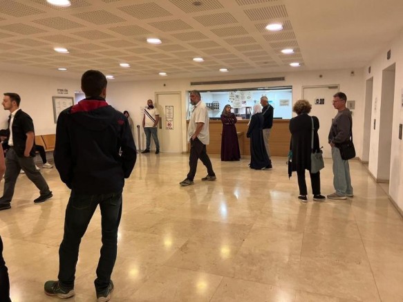 المحامون المتطوعون..ظاهرة برزت خلال هبة الكرامة واستمرت