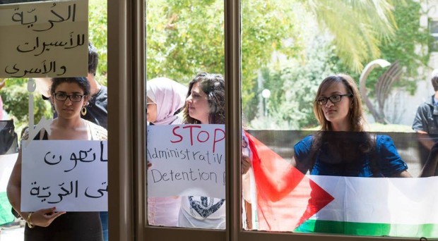 الطلاب الجامعيون العرب وخط المواجهة المحتدم