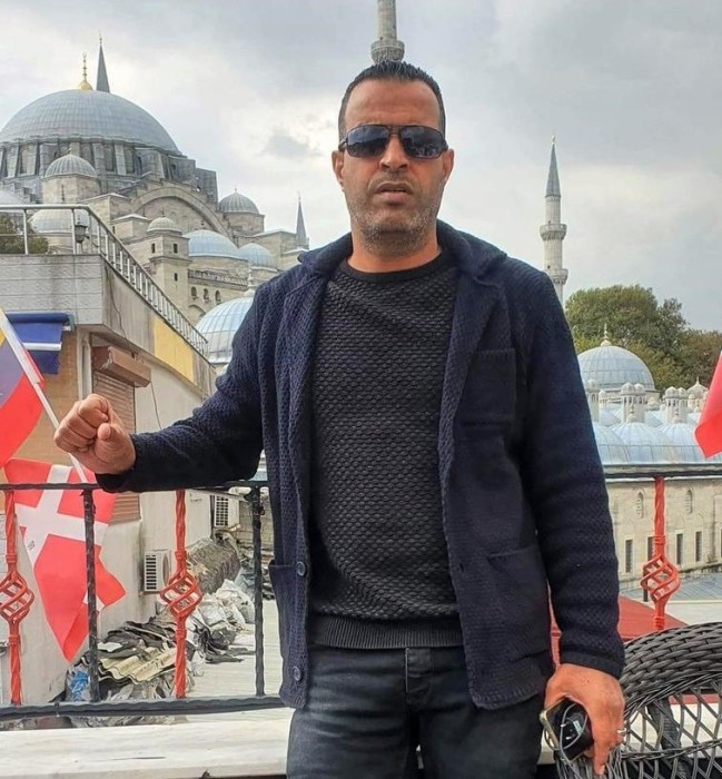 مصرع شخص وإصابة 3 آخرين بحادث طرق بالنقب