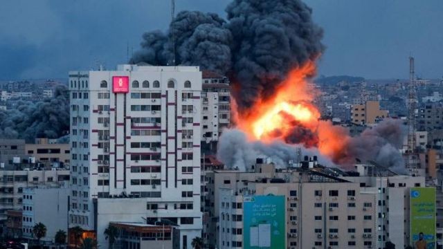 بسبب النشر عن غزة.. تمديد اعتقال ناشط من الطيبة