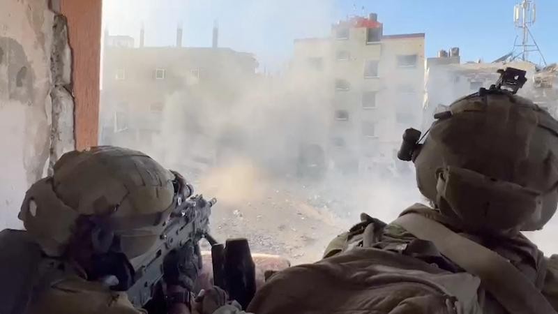 صحيفة عبرية: استمرار تجنيد أفراد بالاحتياط ممن لا يشاركون بالحرب يشكل عبء اقتصادي