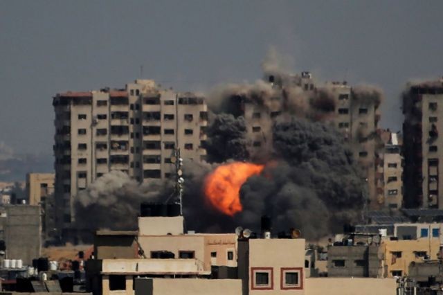 التوصل لاتفاق هدنة إنسانية في غزة وصفقة تبادل أسرى..فما هي البنود؟