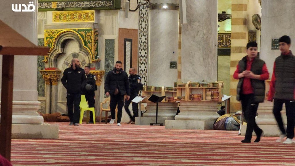 الشرطة الإسرائيلية تعتقل الناشط إبراهيم خليل من المسجد الأقصى
