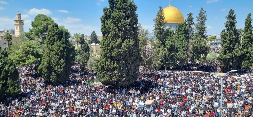 نحو 250 ألف مصل أدوا صلاة الجمعة في المسجد الأقصى المبارك