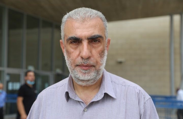 محامي الشيخ كمال خطيب: "يعرضون مواد ليس لها علاقة بملف التحقيق ويوحد انتهاك لخصوصية عائلته"