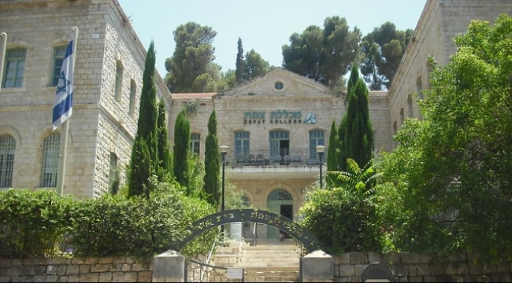 حاخامات في صفد تعارض بناء مساكن قد يسكنها الفلسطينيون بالمدينة