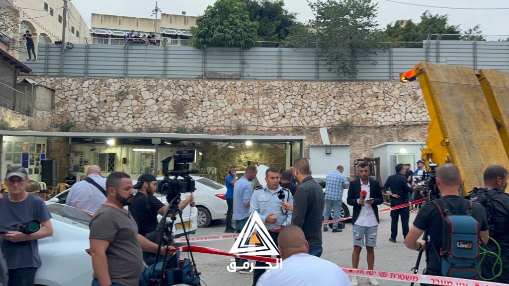 العشرات يتظاهرون في أم الفحم تنديدًا بجريمة يافة الناصرة