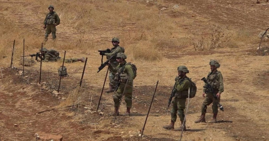 مقتل جندي إسرائيلي في قاعدة عسكرية بالنقب