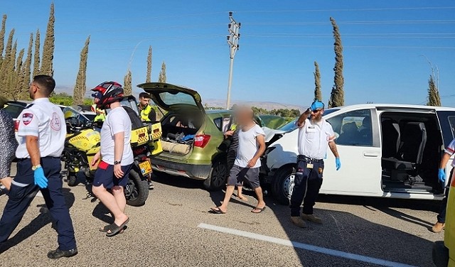 إصابة 3 أشخاص بجروح ما بين الخطيرة والطفيفة بحادث سير في شفاعمرو