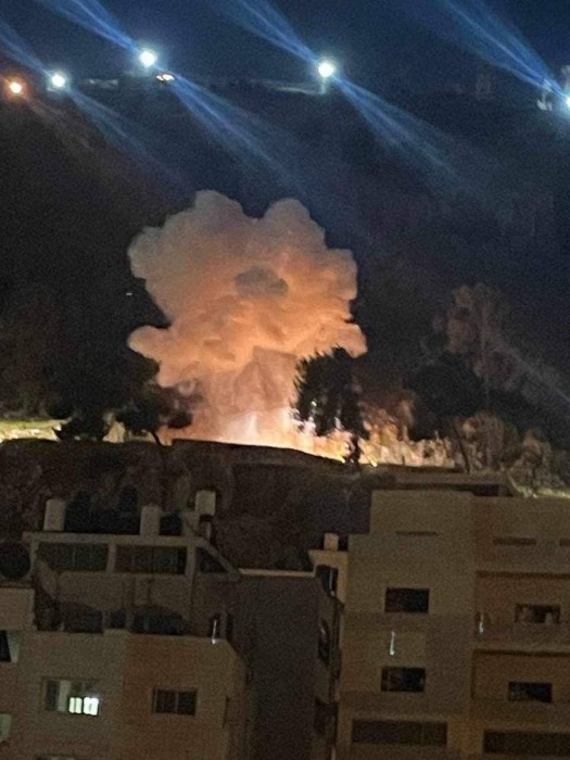تفجير عبوة ناسفة في نابلس وإصابة ضابط و3 جنود من جيش الاحتلال