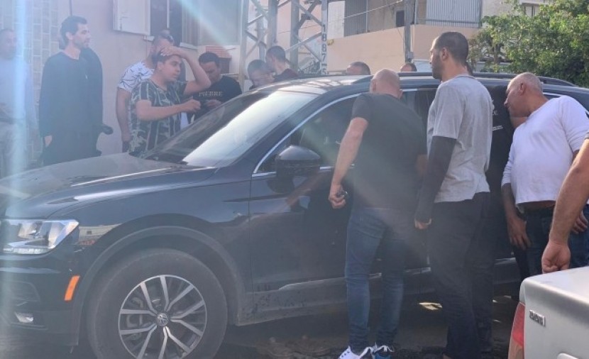 إصابة شاب بجراح خطيرة بجريمة إطلاق نار في قلنسوة