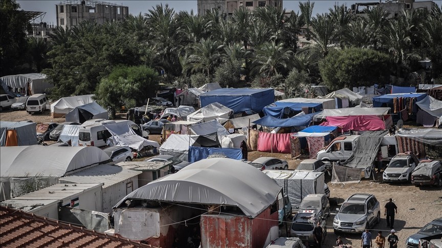 دعوات لإغاثة الأهالي شمال القطاع عبر الإنزال الجوي