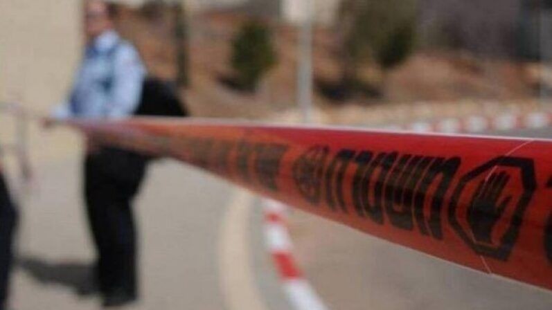 3 إصابات بينها خطيرة بجريمة إطلاق نار في جسر الزرقاء