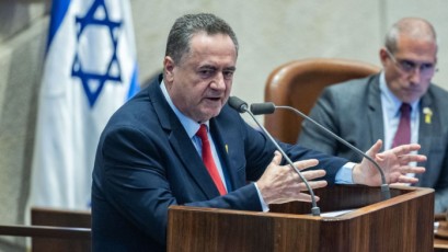 كاتس يهدد لبنان خلال جولة عند الحدود الشمالية