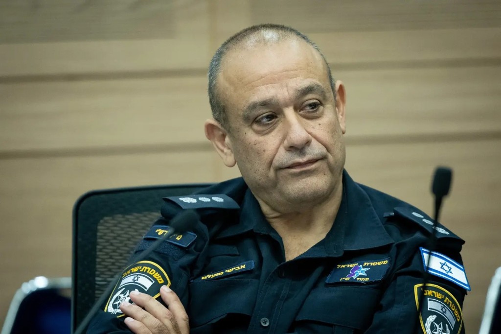 التحقيق مع ضابط إسرائيلي بشبهة التحرش الجنسي