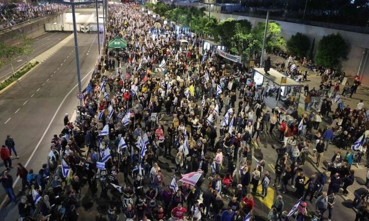 42% من الإسرائيليين يعتقدون أن سقوط نظام الأسد جيد لـ "إسرائيل"