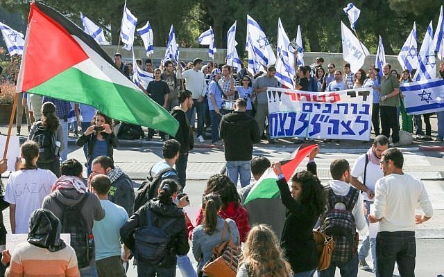 مشاريع قوانين جديدة تستهدف الحركات الطلابية في الجامعات الإسرائيلية..ما مدى خطورتها؟