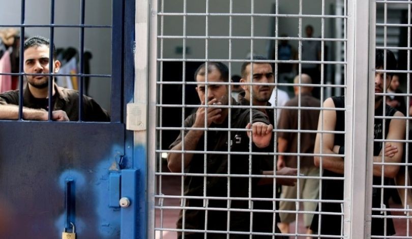 هذه هي حالة الأسرى الفلسطينيين بسجون إسرائيل