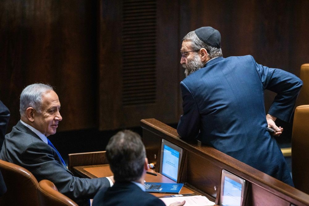 هل سيفشل ائتلاف نتنياهو بالحصول على أغلبية في الكنيست لأحد قوانين الموازنة؟