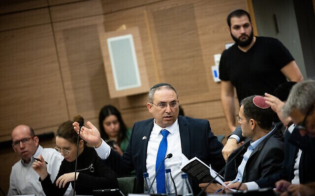 عضو الكنيست إلياهو رافيفو حول رسالة التهديد التي وصلته: لن أغير طريقي ومواقفي..ما القصة؟