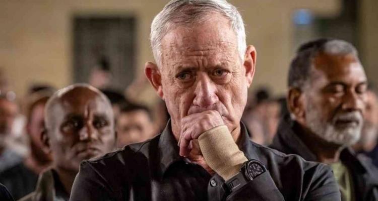 كيف ستؤثر استقالة غانتس وآيزنكوت وتروبر على نتنياهو والحكومة الإسرائيلية؟