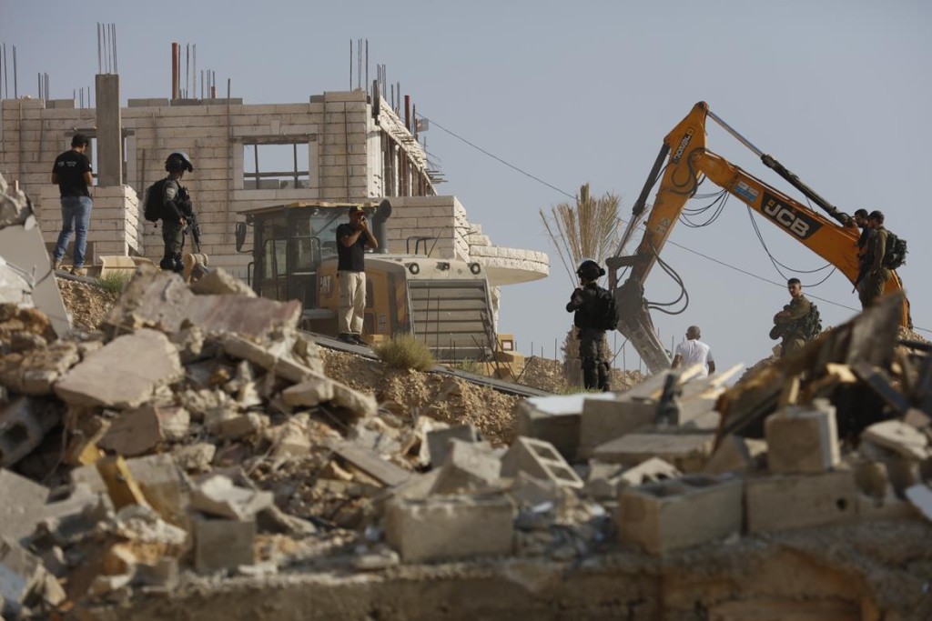 أرقام مرعبة.. 8 عمليات هدم بأراضي48 في أغسطس