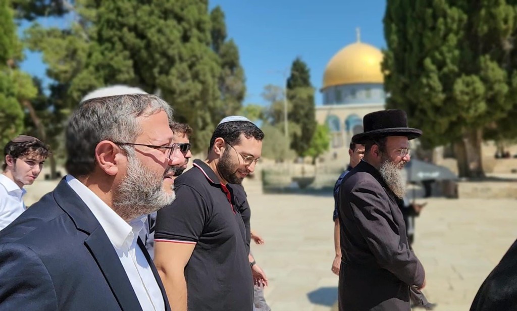 الاقتحامات الأخيرة جرت تحت أنظاره.. ترقية نائب قائد لواء شرطة الاحتلال في القدس
