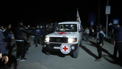 الجيش الإسرائيلي يزعم: إحدى الجثث لا تعود لشيري بيباس