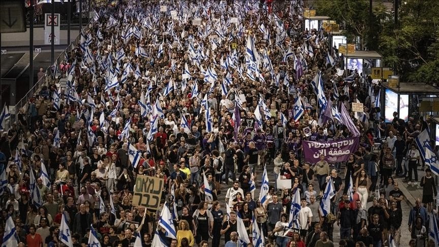 غالبية في "إسرائيل" يعتقدون أنه يجب إطلاق سراح المحتجزين دفعة واحدة وهذا هو المقابل