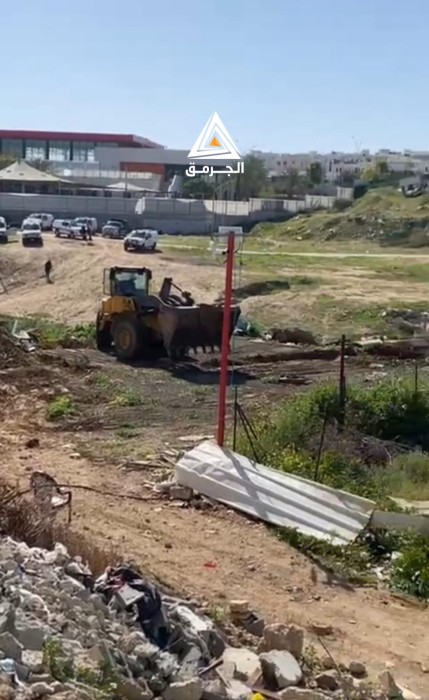 هدم منزل متنقل في رهط بمنطقة النقب